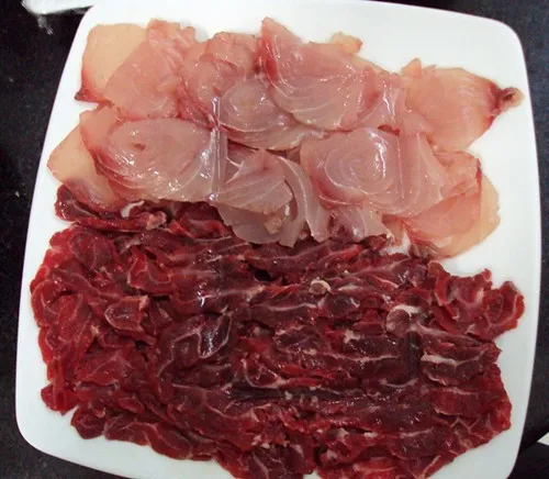 Lẩu nấm với bắp hoa